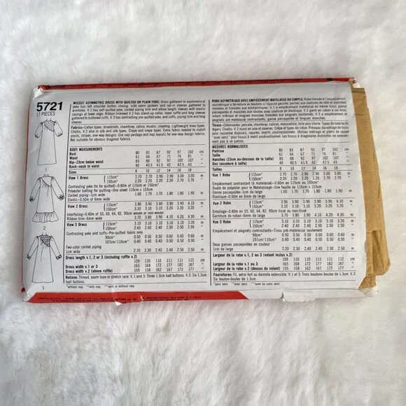 2 Simplicity Sewing Patterns - Picture 3 of 5